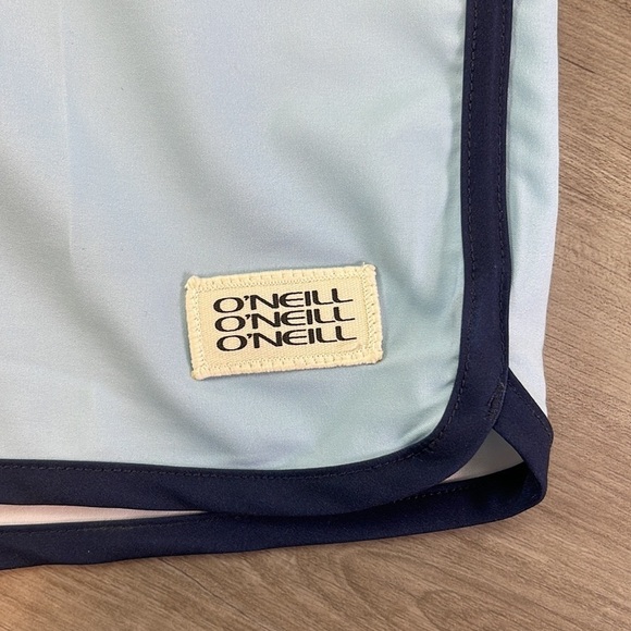 🔹O'NEILL- DAYDREAM CRUZER BOARD SHORTS - Picture 4 of 10